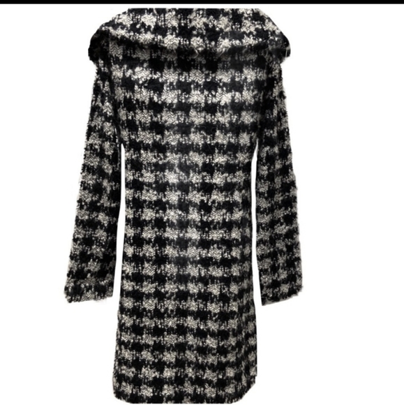 Houndstooth Over Coat - Picture 2 of 4